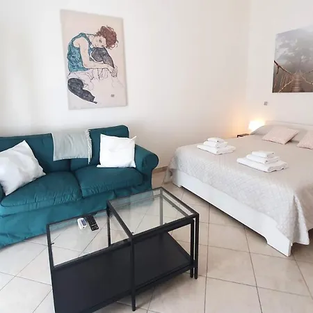 Maggie's House - Casa Vacanze Apartment Bari